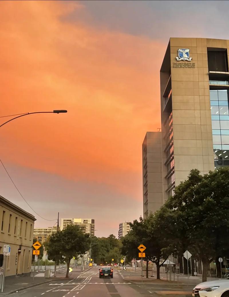 慕华卢女子大学